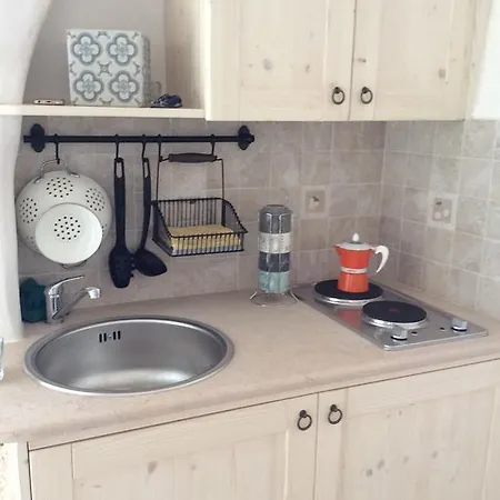 Casa Pietra E Sole * 오스투니