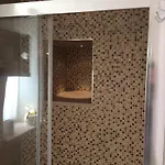 アパート Casa Pietra E Sole オストゥーニ
