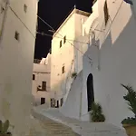 Casa Pietra E Sole オストゥーニ